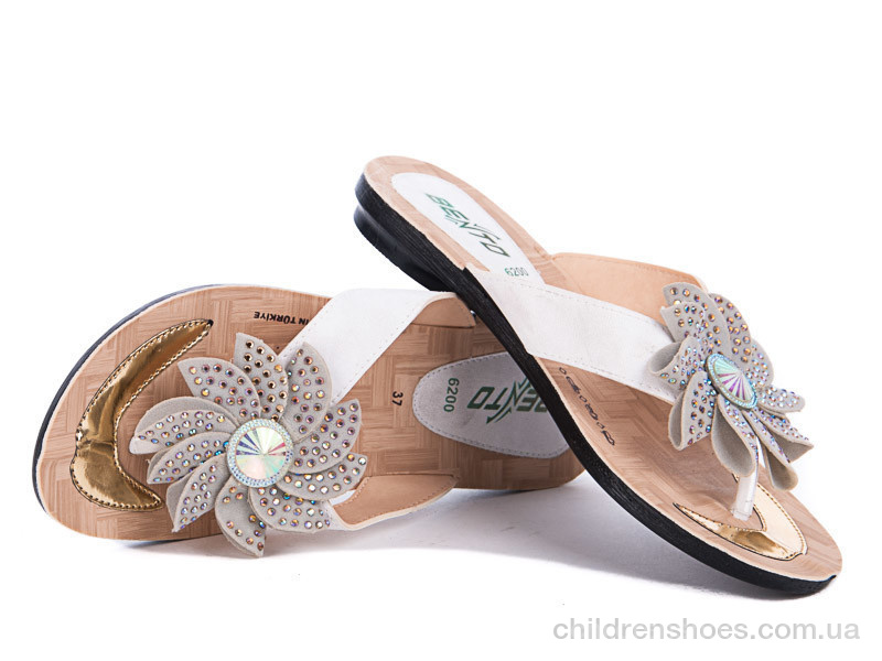 Шлепки женские Selena Selena-6218 белый